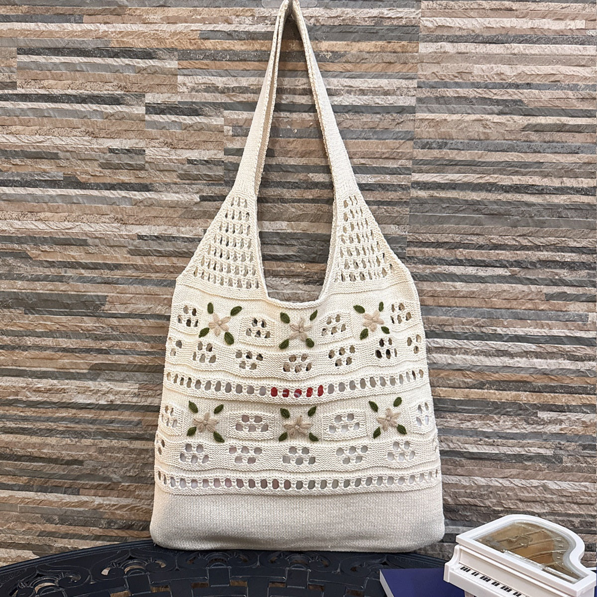 Women's Knitwear Shoulder bags